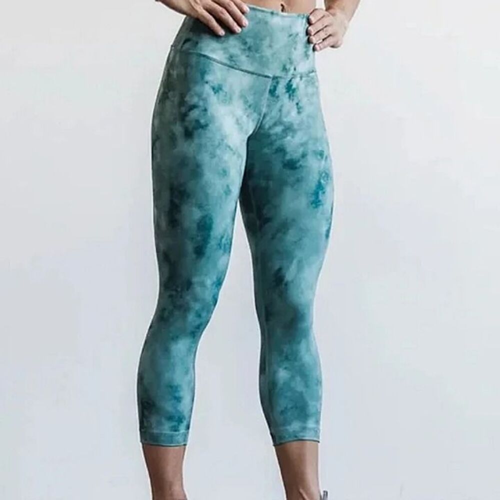NOBULL Tie Dye Leggings Sz Small CROP - Green
